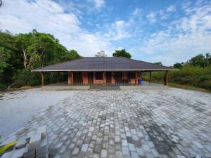 Sirimane Homestay - Swimming Pool, Food, Near to Falls & Trek