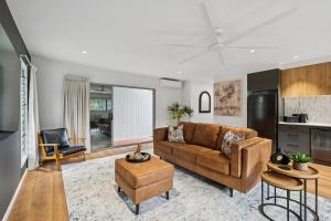 Tidal Moon - Peaceful, designer studio escape