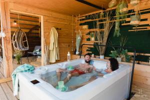 B&B / Chambres d'hotes Les Aires en Scenes au bord de l'eau : photos des chambres