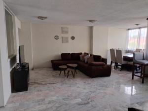 Amplio Condominio Ibis Mazatlán Zona dorada