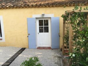 Maisons de vacances Charmant Studio Brignoles : photos des chambres