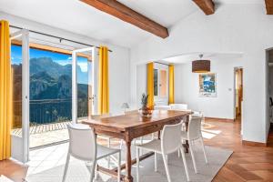 Villas Luxury Villa for 8, private pool, airco, sea and mountain views : photos des chambres