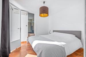 Luxury Villa for 8, private pool, airco, sea and mountain views