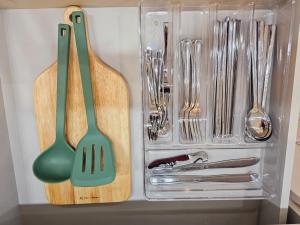 New 패밀리 & 친구 여행 모임 청결하고 쾌적한 넓은 신축아파트 주차 편리 쓰리룸