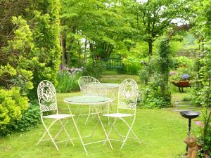 Petit Hotel & Restaurant Old Age