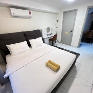 N4 3 Bed Room 4 bed 1 parking Karaoke big TV kids play room Duplax unit 9pax