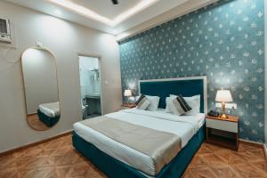 OPUS By Hotel Shiv - Green Park