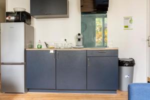 Appartements T2 Cosy proche Gare et Centre Ville - Parking Gratuit a proximite : photos des chambres