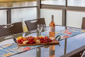 La Dolce Vita - 56 Marina Way