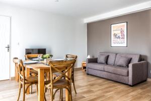 Appart'hotels Resid'Spa Loire & Sevre : Appartement avec Accès au Spa (2 Adultes + 2 Enfants)