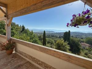 Viros Holiday House Breathtaking Views & Private Mini Pool Jacuzzi in Corfu