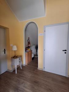 Casa Vitiolo - right section