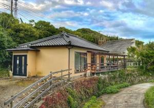 Resort Inn Tateyama Canna -リゾートイン 館山 カンナ- - 3hvězdičkové hotely ve městě Tatejama