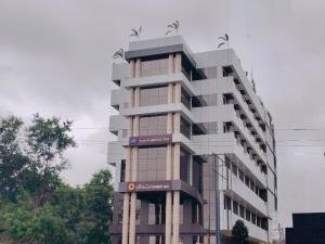 Hotel Comfort Inn Shikrapur