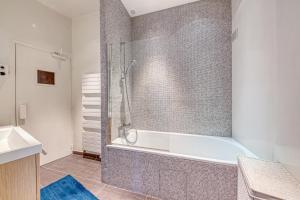 Appartements Family apartment near Eiffel Tower : photos des chambres