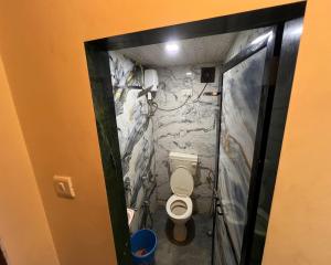 Rest Inn Lodging And Boarding