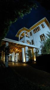 Richmond Hill Estate bungalow