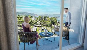 Junior Suite with Lake or pool view room in Grand Hotel Bristol