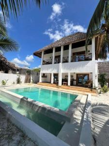 Amani Beach Villa- Bwejuu