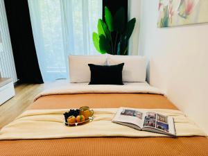 Exclusive 1BR Apartment with Balcony on Splaiul Independentei