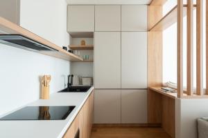 Olive Garden Apartment with Garage