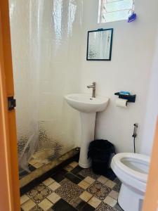 Cockatoo Room Rentals Siquijor