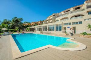 Ocean Bliss II- Panoramic Sea View - 20m to Beach - 2 Swimming Pools - Private Parking