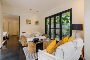 Martini Villa by Betterplace