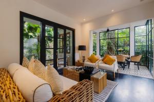 Martini Villa by Betterplace