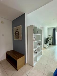 Luxury 2 BR Apartment Marina View