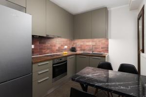 La Maison du Théâtre- Panoramic View Apartment by BiNoBi!