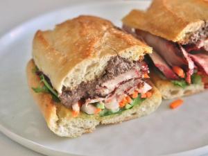 Nhà nghỉ Trung Anh