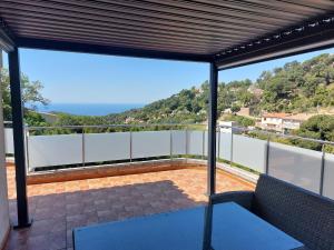 Holiday Villa privacy, pool, nature, with breathtaking view