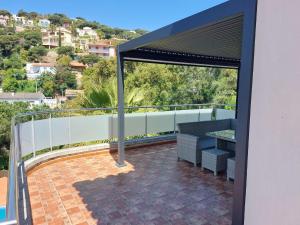 Holiday Villa privacy, pool, nature, with breathtaking view
