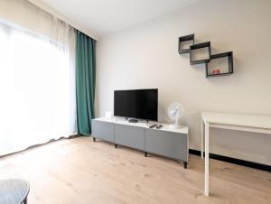 Traugutta Urban Nest Apartment by BookingHost