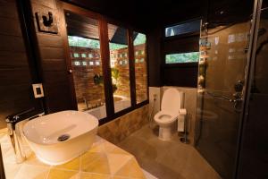 Hom Klin Paa หอมกลิ่นป่า