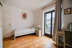 Parkside Haven with 4 Bedrooms & free parking