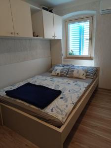 Cres old town studio apartment