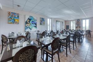 Hotels Hotel Restaurant Le Castel Fleuri : photos des chambres