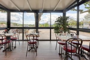 Hotels Hotel Restaurant Le Castel Fleuri : photos des chambres
