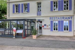 Hotels Hotel Restaurant Le Castel Fleuri : photos des chambres