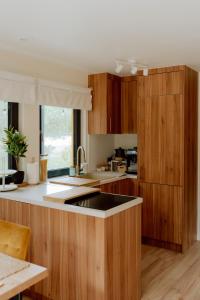 Chatki na Skraju - domki na wyłączność z sauną lub balią