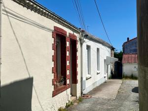 Appartements Entre Nantes et Sevre charmant T1 a 3 mn du Busway : photos des chambres
