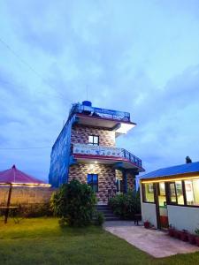 Khushi Lodge and Restaurant