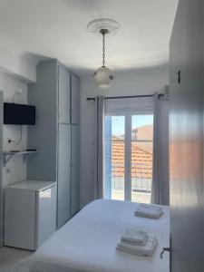 Double Room with Partial Sea View room in Agnantema