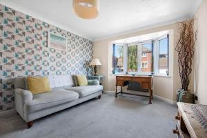WhiskAwayHomes - Pirie Avenue