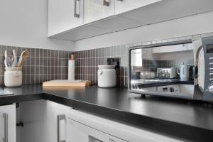 WhiskAwayHomes - Pirie Avenue