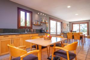 Villa with Private Pool room in Can Toni Gat