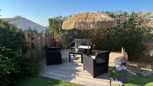 Appartements 2 hebergements - 10 couchages - parking, piscine, jacuzzi - convivialite : photos des chambres