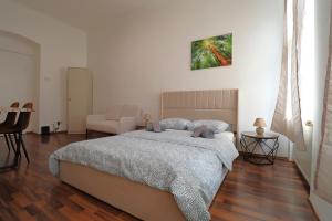 Cityhit 1020Treasure Home